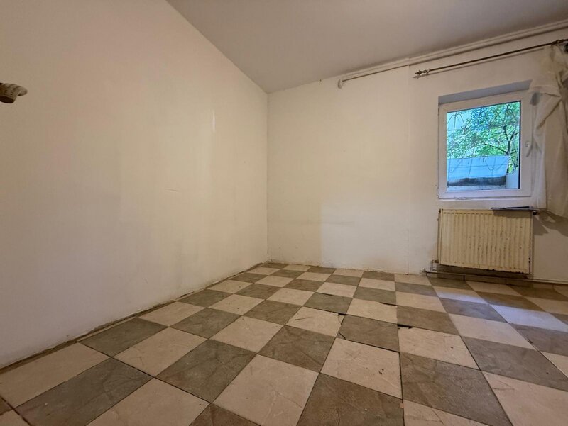 Novaci, Prosper, 13 Septembrie, vanzare 2 camere parter inalt, bloc 1989.